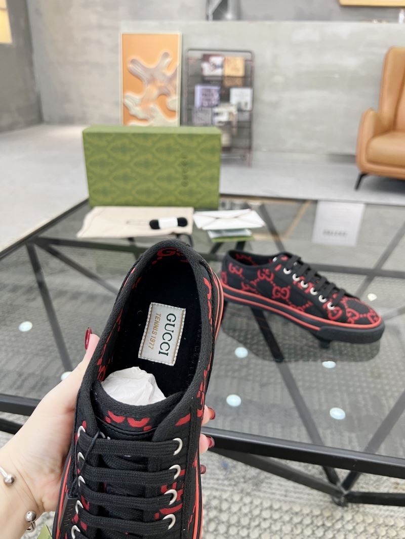 Gucci Sneakers